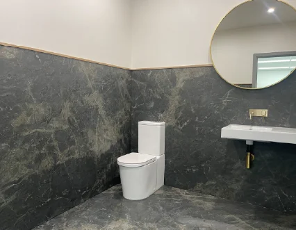 Bathrooms & Toilets